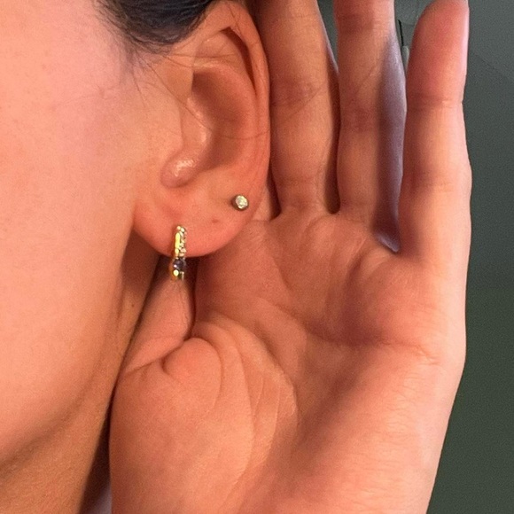 14k yellow gold tanzanite/iolite and diamond bar post earrings - Picture 7 of 7